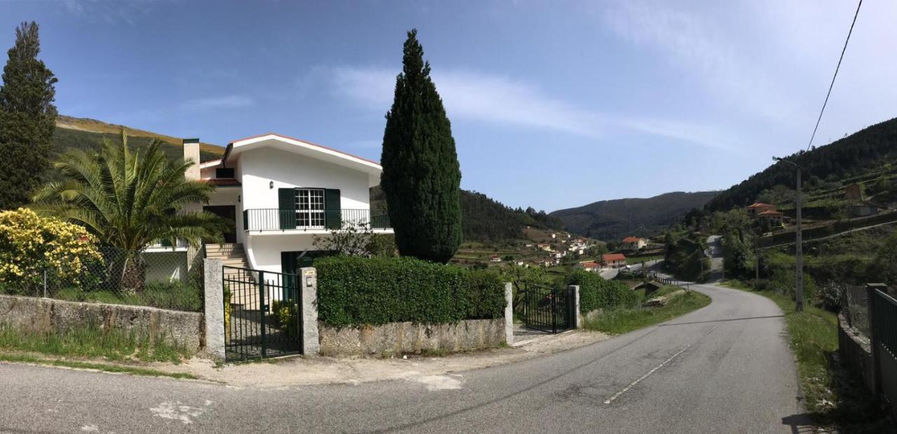 Casa Largo Da Igreja Villa Teixeira ภายนอก รูปภาพ
